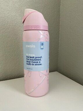 Owala Sugar Plum Fairy 32oz Freesip Water Bottle Holiday Edition